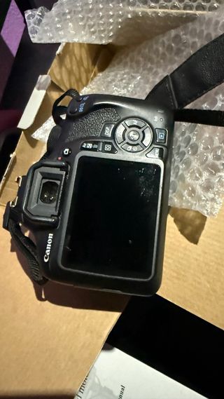 Canon EOS 1300D + Objetivo 50mm f/1.8