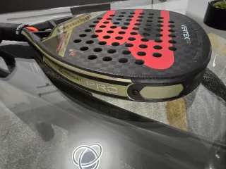 Pala Padel Bullpadel Vertex 03 muy cuidada
