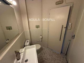 Local comercial en alquiler en La Nova Esquerra de l'Eixample en Barcelona