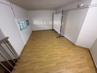 Local comercial en alquiler en La Nova Esquerra de l'Eixample en Barcelona