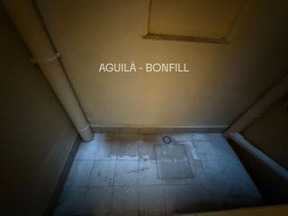 Local comercial en alquiler en La Nova Esquerra de l'Eixample en Barcelona