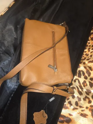 Bolso piel auténtica nuevo sin estrenar