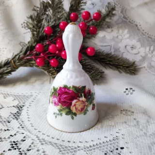 Campanella Royal Albert Old Country Roses