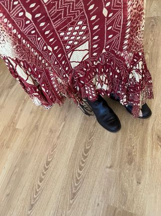 Falda larga estampada corte desigual