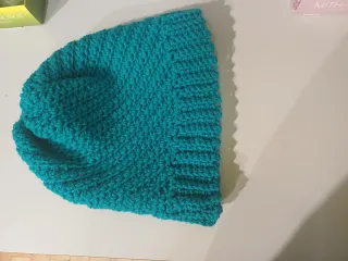 Cappello donna fatto a mano