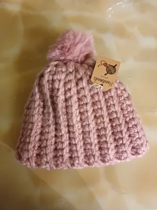 Cappello donna fatto a mano rosa