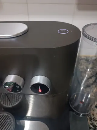 Cafetera Nespresso Expert De'Longhi EN350