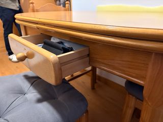 Mesa comedor y 4 sillas madera extensible