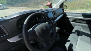 Peugeot Traveller 2018