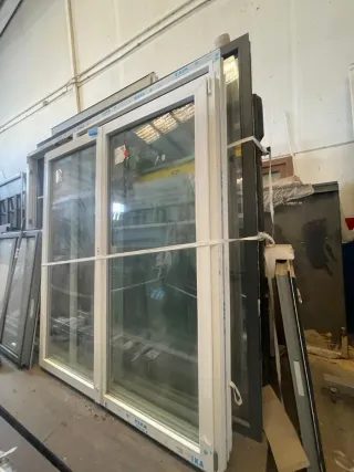 Ventana aluminio corredera 162x125 cm