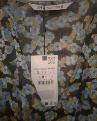 Zara Vestido mini Flores negro, turquesa y verde