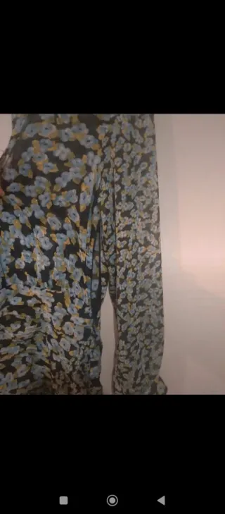 Zara Vestido mini Flores negro, turquesa y verde