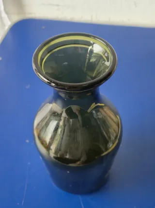 Vaso in vetro decorato floreale