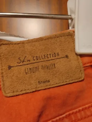 Vaqueros cortos naranjas