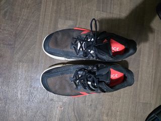 Scarpe da tennis Adidas uomo nere e rosse