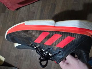 Scarpe da tennis Adidas uomo nere e rosse