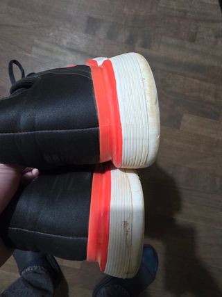 Scarpe da tennis Adidas uomo nere e rosse