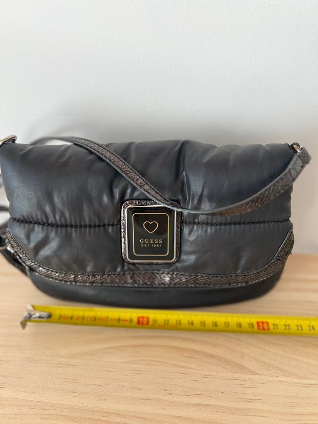 Bolso Guess Negro Bandolera