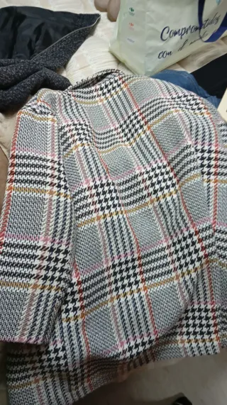 Abrigo cuadros gris multicolor