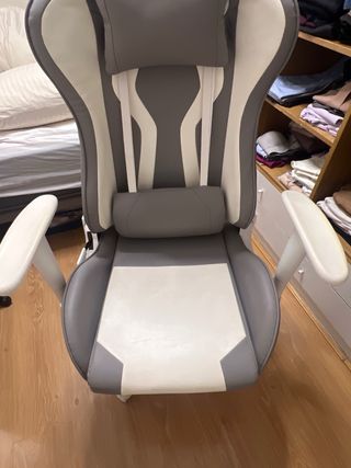 Sedia da scrivania o da gaming in perfetto stato