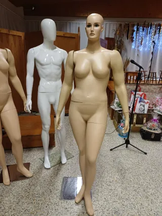 Maniquíes de exposición