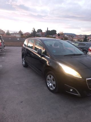 Peugeot 5008 2016