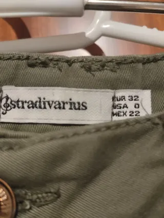 Shorts verde militar