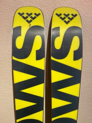 Esquís Black Crows Atris 178