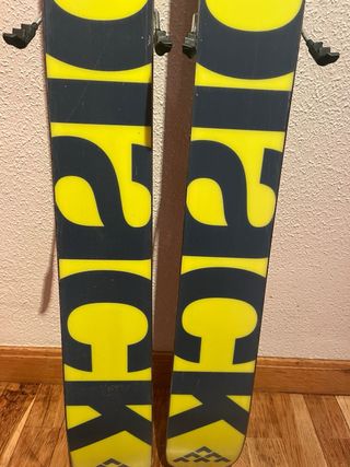 Esquís Black Crows Atris 178