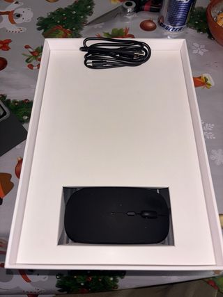 Tableta ATMPC Blanca con Teclado y Ratón