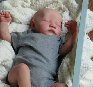 Bebé Reborn realista
