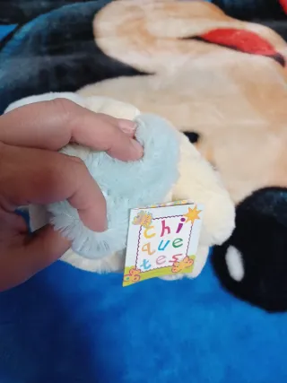 Peluche perrito bebé con etiqueta