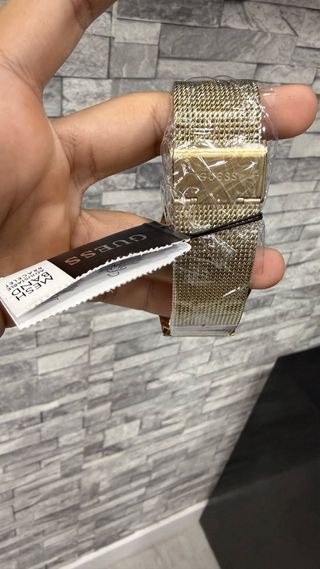 Reloj GUESS dorado U1412G2