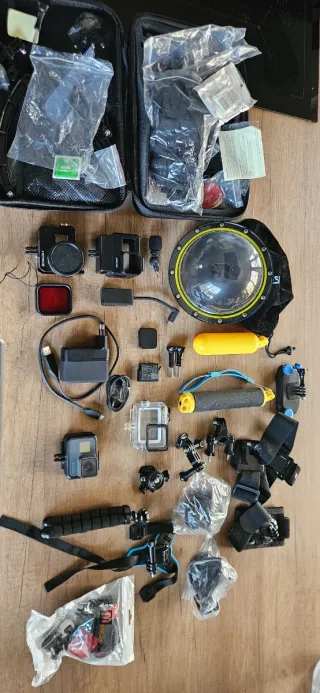 GoPro Hero 6 Black + Supporti