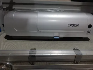 Proyector EPSON EMP-S4
