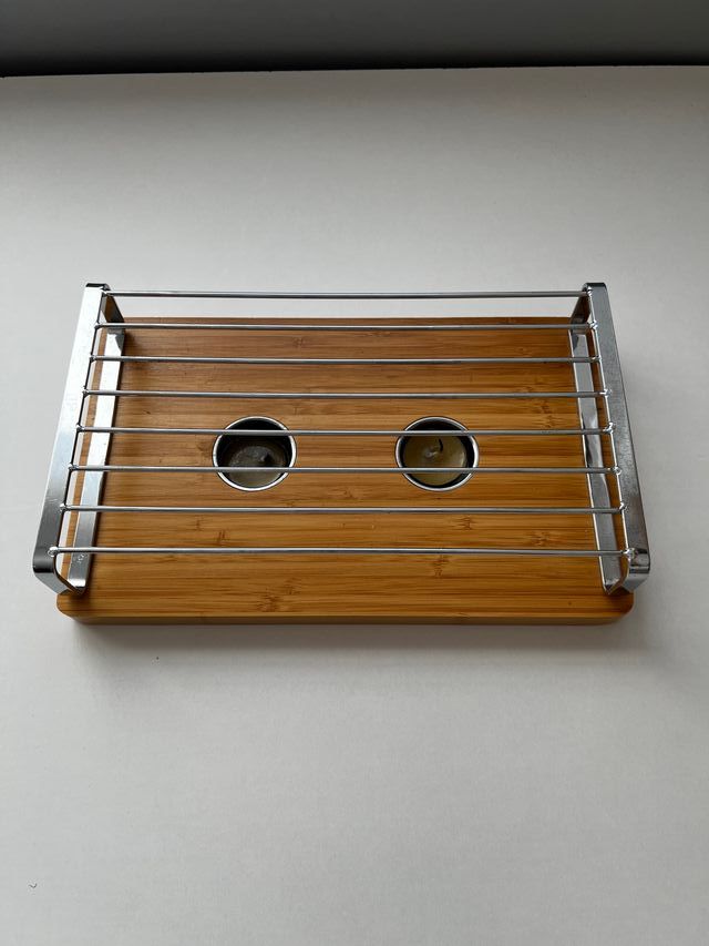 Calentador de platos bambú y metal