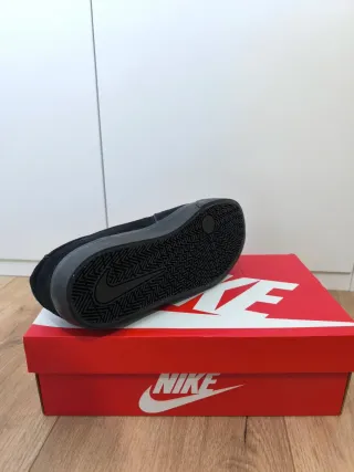 Nike Charge Suede Zapatillas Talla 44 nuevas