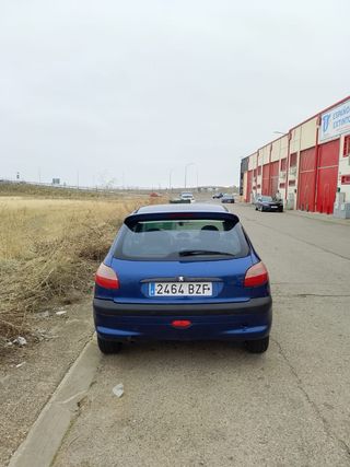 Peugeot 206 2002