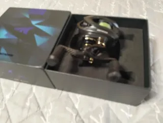 Carrete de baitcasting Kastking Kestrel Elite