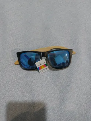 Gafas de sol polarizadas azules