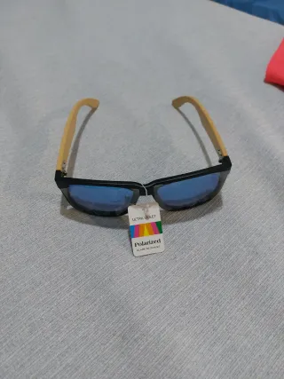 Gafas de sol polarizadas azules