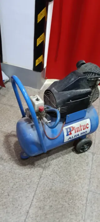 Compresor de aire azul