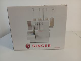 Máquina Overlock Singer