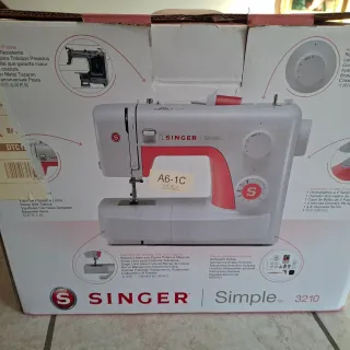 Macchina da cucire Singer Simple