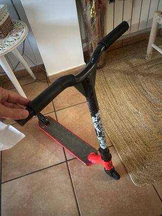 Patinete infantil rojo