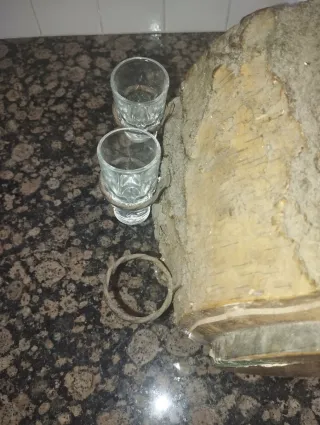 Botte piccola in legno Vintage con bicchierini