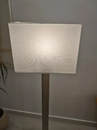 Lámpara de pie Ikea Níquel/Blanco 1.50m