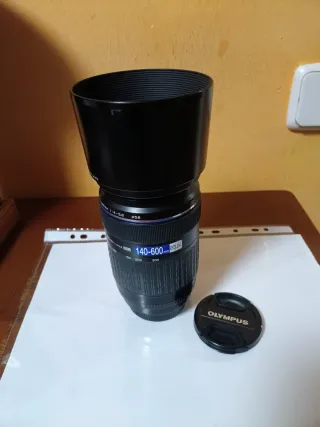 Objetivo Olympus 140-600mm