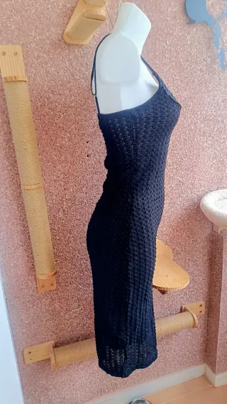 Vestido negro  encaje MIDI