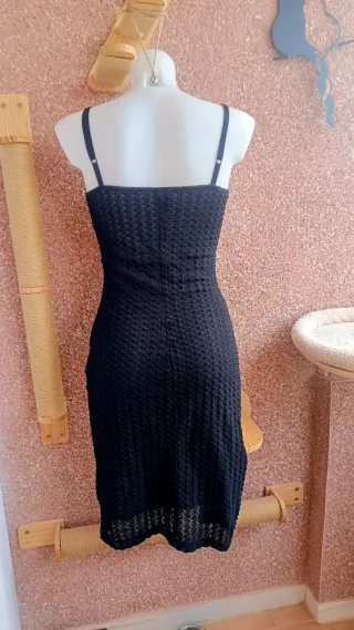 Vestido negro  encaje MIDI